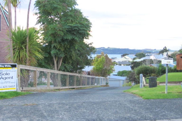 Photo of property in 10 Fidelis Avenue, Snells Beach, 0920