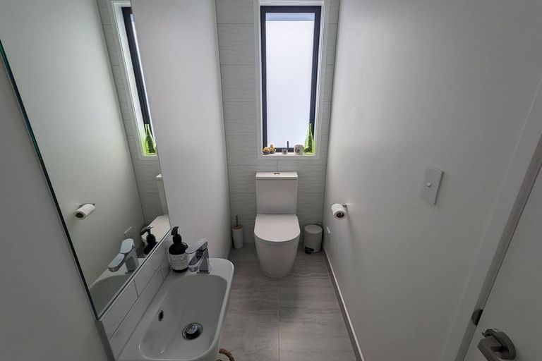 Photo of property in 26/1 Scott Road, Hobsonville, Auckland, 0616