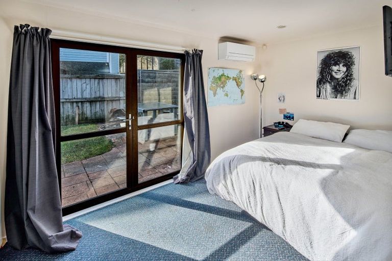 Photo of property in 79 Frobisher Street, Island Bay, Wellington, 6023