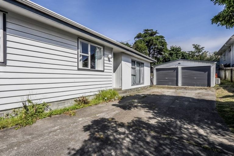 Photo of property in 39 Gray Avenue, Paraparaumu Beach, Paraparaumu, 5032