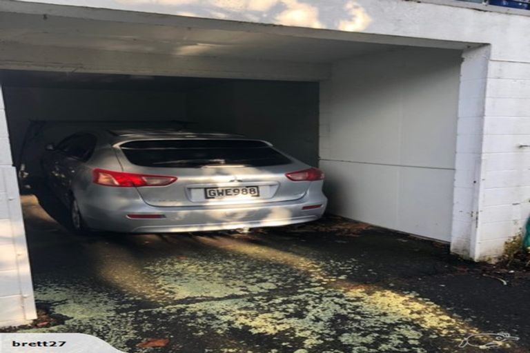 Photo of property in 60-62 Exmouth Road, Northcote, Auckland, 0627