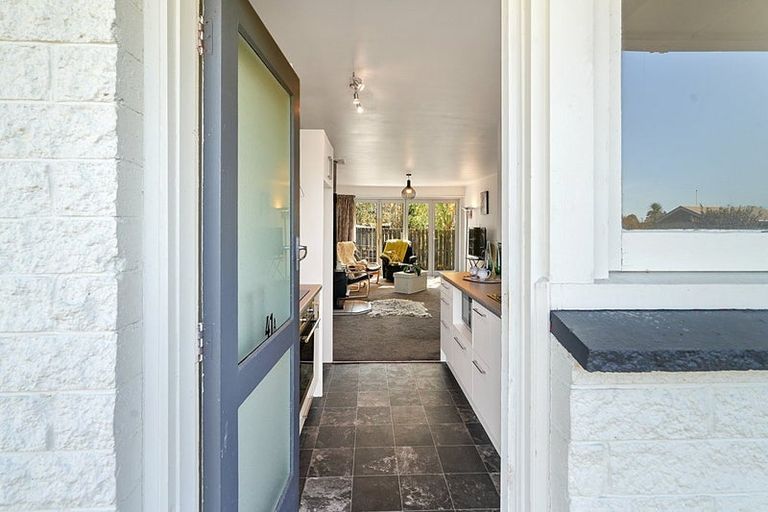 Photo of property in 41a Burnett Street, Oxford, 7430