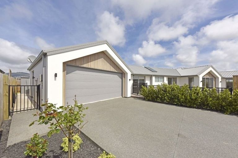 Photo of property in 8 Manarola Road, Halswell, Christchurch, 8025