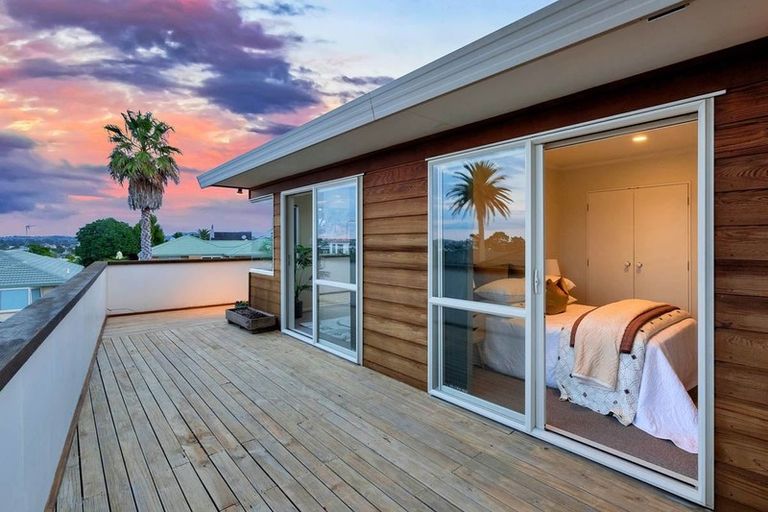 Photo of property in 3 San Fernando Way, Henderson, Auckland, 0612