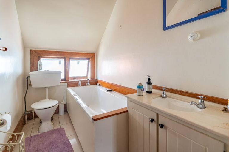 Photo of property in 28 Sefton Street, Seaview, Timaru, 7910