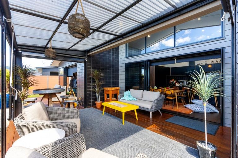 Photo of property in 7 Phoenix Palms Grove, Levin, 5510