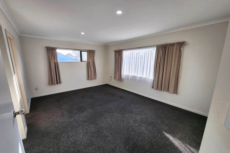 Photo of property in 37a Simpson Road, Ranui, Auckland, 0612