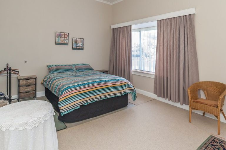 Photo of property in 11a Rangitane Street, Himatangi Beach, Foxton, 4891