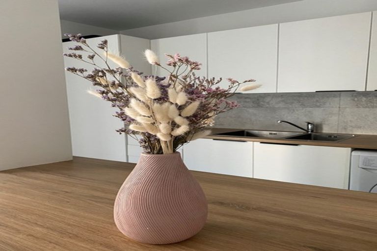 Photo of property in 6b Seaview Road, Milford, Auckland, 0620