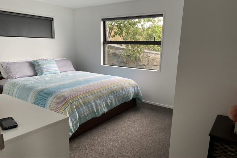 Photo of property in 5 Te Awakura Terrace, Mount Pleasant, Christchurch, 8081