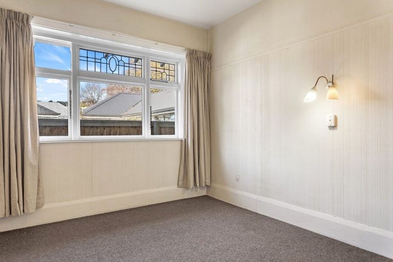 Photo of property in 12 Wherstead Road, Cashmere, Christchurch, 8022