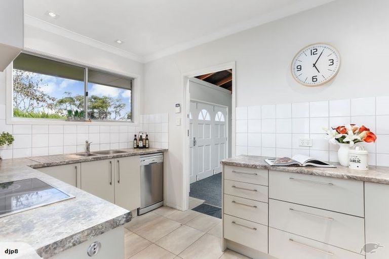 Photo of property in 1/27 Eastern Beach Road, Eastern Beach, Auckland, 2012