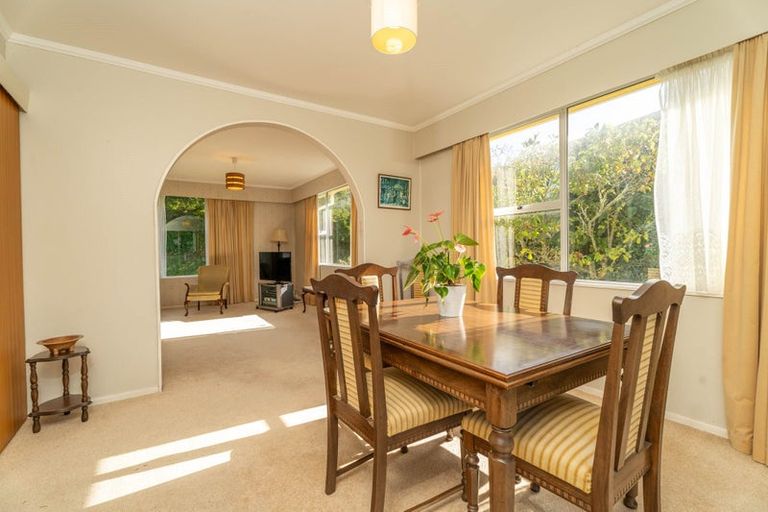Photo of property in 48 Oriel Avenue, Tawa, Wellington, 5028