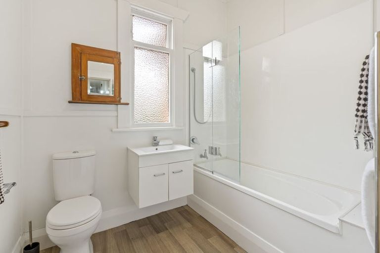 Photo of property in 237a Bay View Road, Saint Clair, Dunedin, 9012