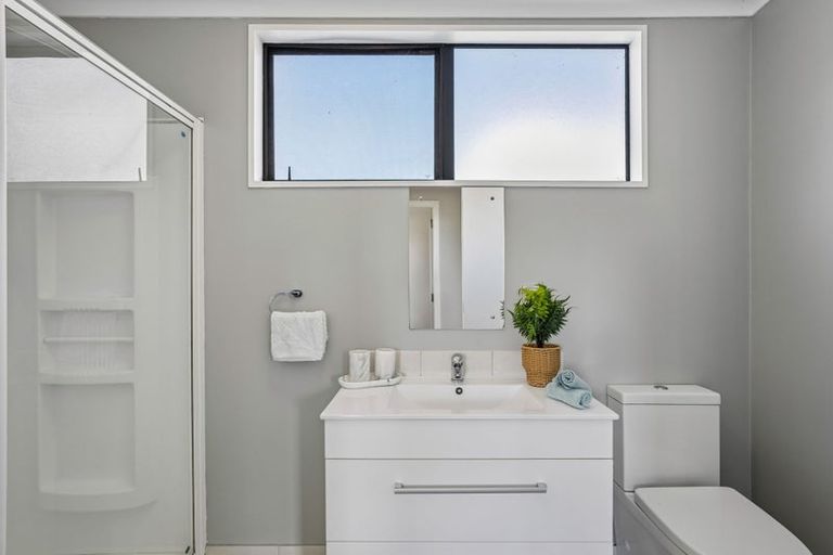 Photo of property in 17 Kent Street, Kingston, Athol, 9793