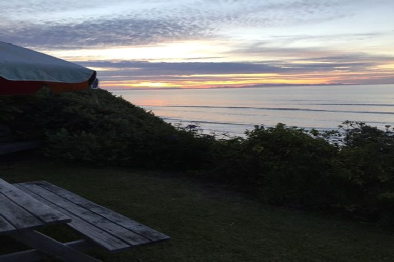 Photo of property in 60 Ames Street, Paekakariki, 5034