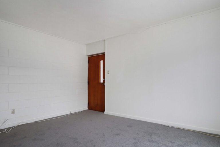 Photo of property in 1341 High Street, Taita, Lower Hutt, 5011
