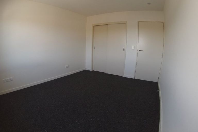 Photo of property in 8/30 Mathesons Road, Phillipstown, Christchurch, 8011