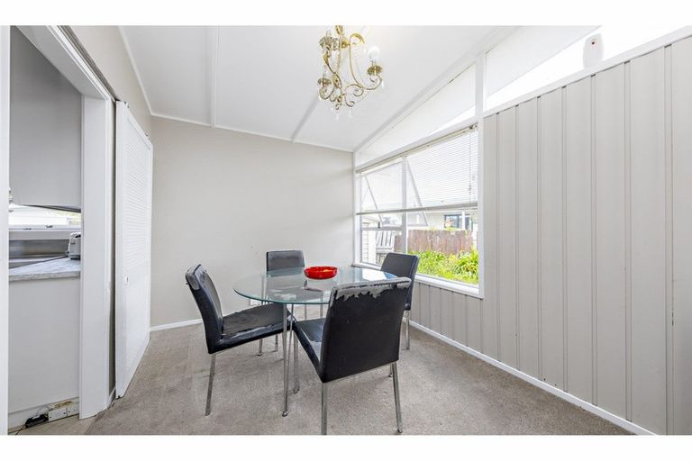 Photo of property in 27 Hope Farm Avenue, Pakuranga Heights, Auckland, 2010