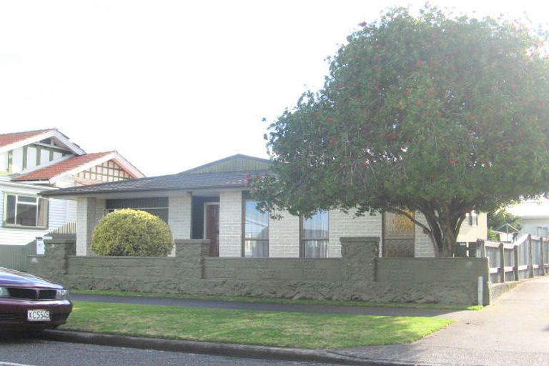 Photo of property in 17 Ashridge Road, Napier South, Napier, 4110
