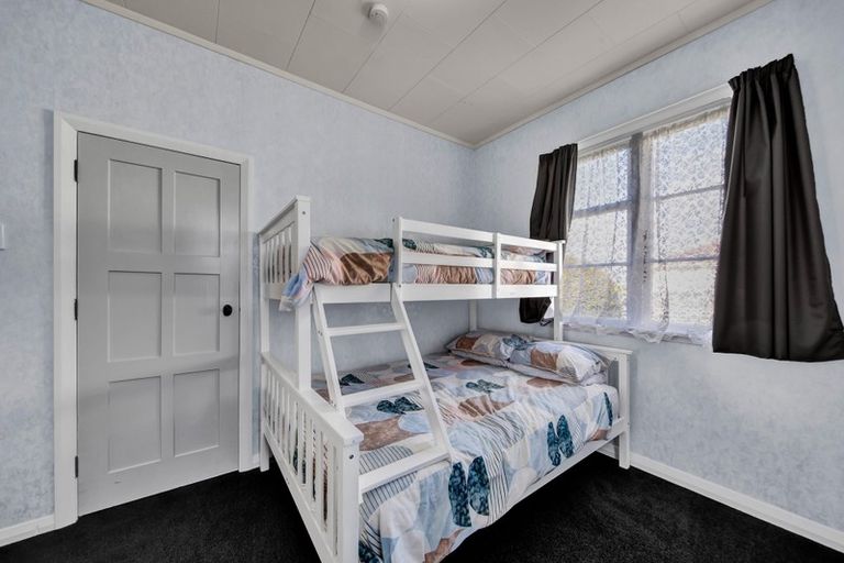 Photo of property in 3 Achilles Street, Stratford, 4332