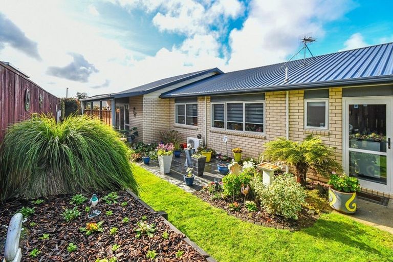 Photo of property in 90 Helenslee Road, Pokeno, 2402