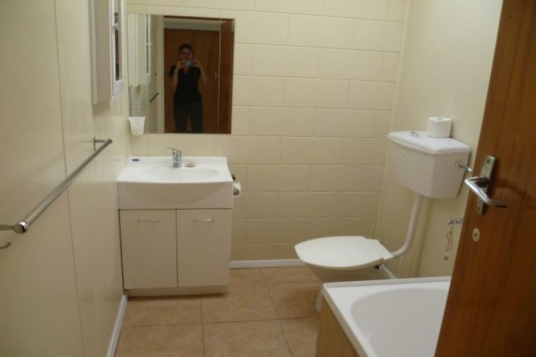 Photo of property in 5 Ranfurly Street, Hokowhitu, Palmerston North, 4410