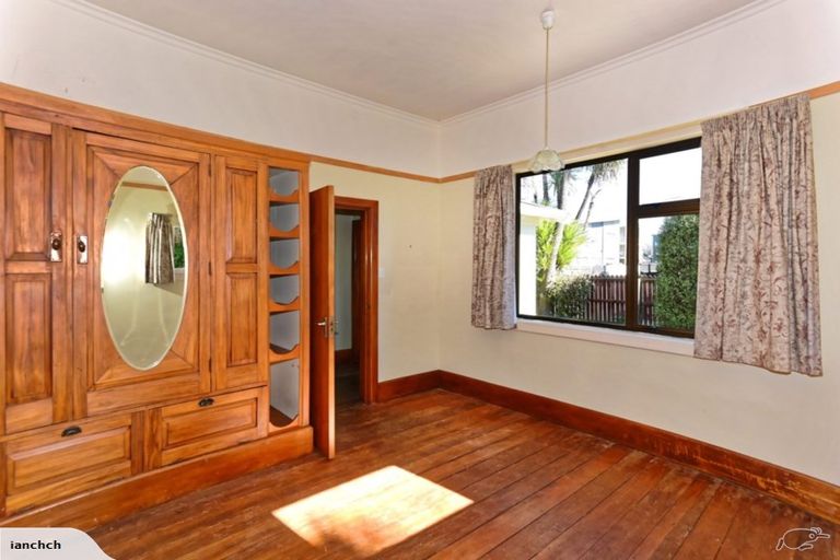 Photo of property in 98 Caledonian Road, St Albans, Christchurch, 8014