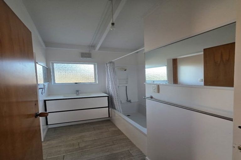 Photo of property in 1882 Ngunguru Road, Ngunguru, Whangarei, 0173