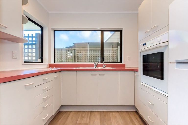 Photo of property in Rimu Village, 7/72 Rimu Road, Raumati Beach, Paraparaumu, 5032