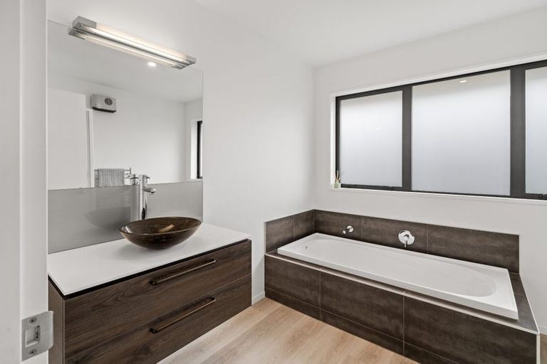 Photo of property in 17 Seymour Drive, Rolleston, 7614