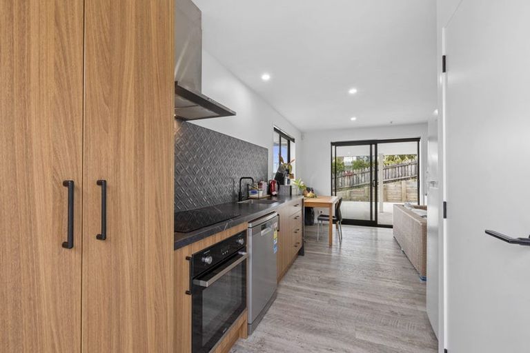 Photo of property in 4 Banks Street, Marfell, New Plymouth, 4310