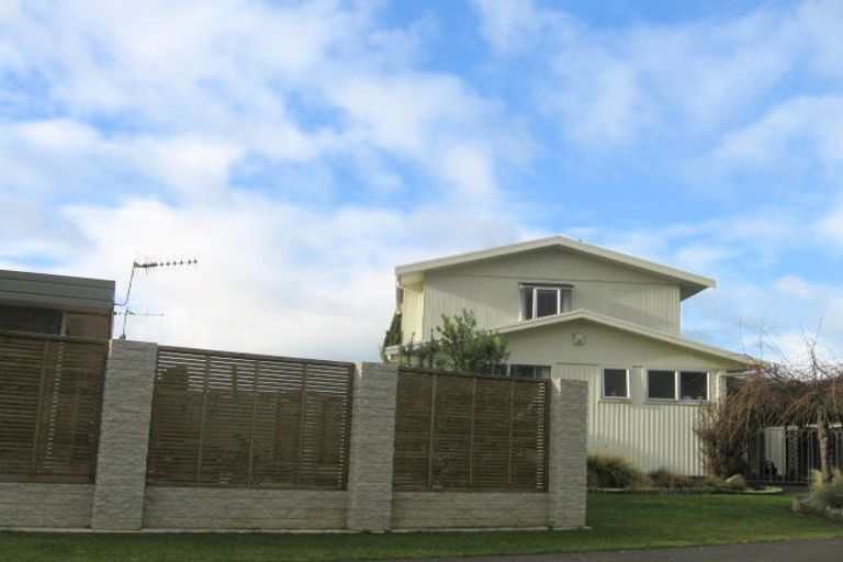 Photo of property in 35 Trigg Crescent, Taradale, Napier, 4112