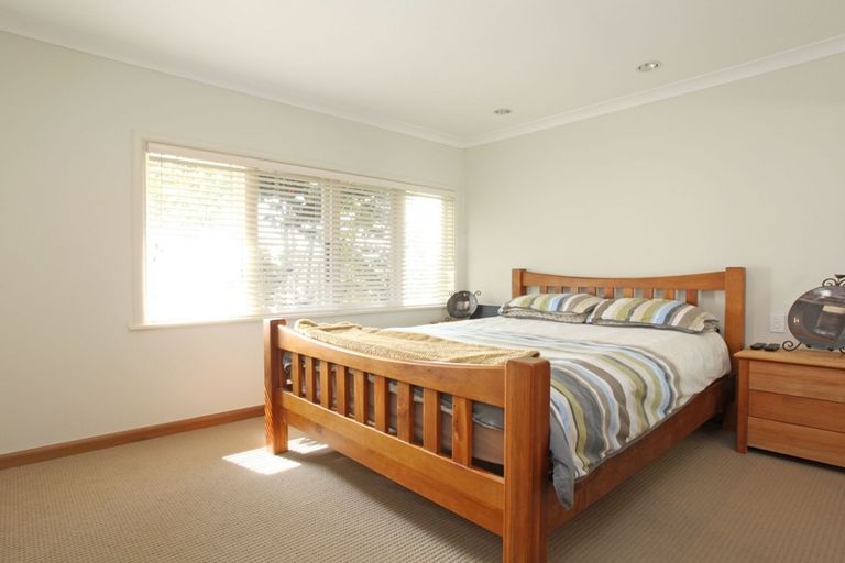 Photo of property in 24 Opotoru Road, Raglan, 3225