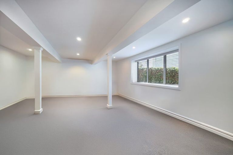 Photo of property in 35 Richmond Avenue, Northcote Point, Auckland, 0627
