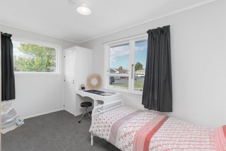 Photo of property in 15 O'leary Street, Hoon Hay, Christchurch, 8025