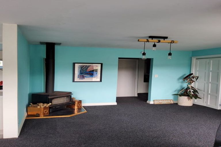 Photo of property in 74 Mana Esplanade, Paremata, Porirua, 5026