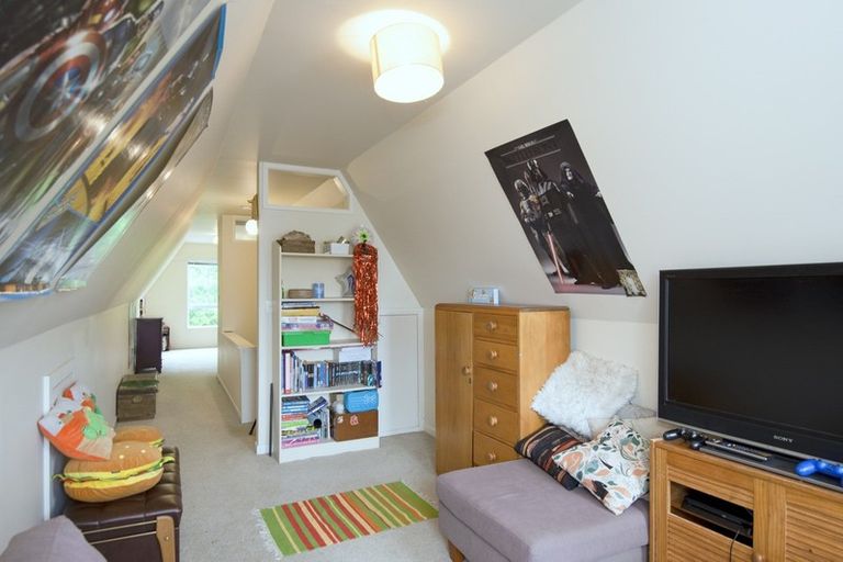 Photo of property in 12 Guinness Crescent, Ilam, Christchurch, 8041