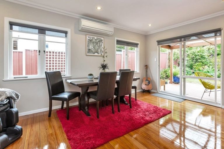 Photo of property in 15 Tarewa Road, Morningside, Whangarei, 0110