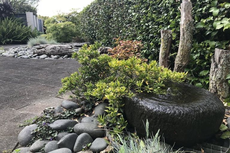 Photo of property in 11 View Road, Shelly Park, Auckland, 2014