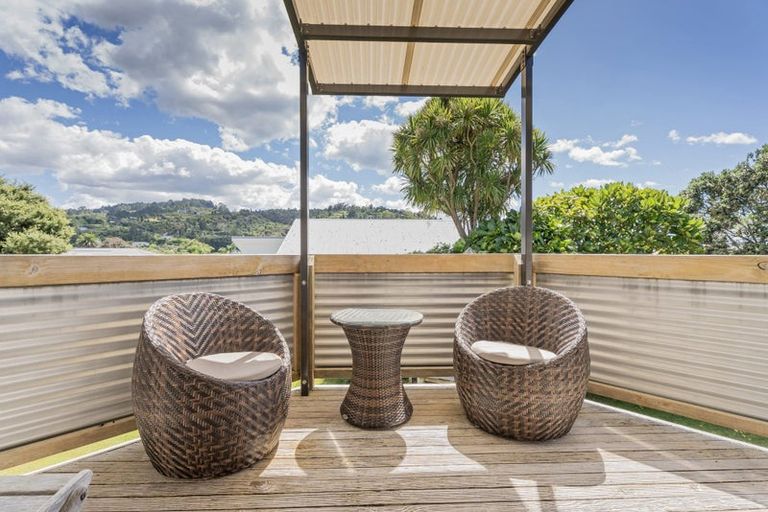 Photo of property in 2 Summer Lane, Tairua, 3508