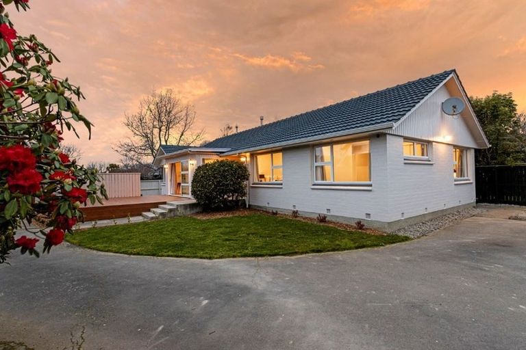 Photo of property in 24 Lynfield Avenue, Ilam, Christchurch, 8041