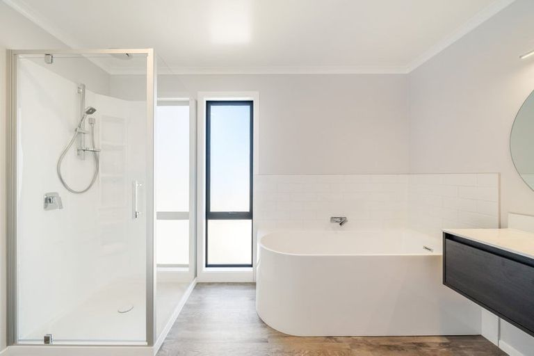 Photo of property in 11 Betty Boyes Street, Wallaceville, Upper Hutt, 5018