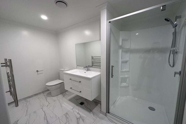 Photo of property in 2/19 Ringi Lane, Orewa, 0931