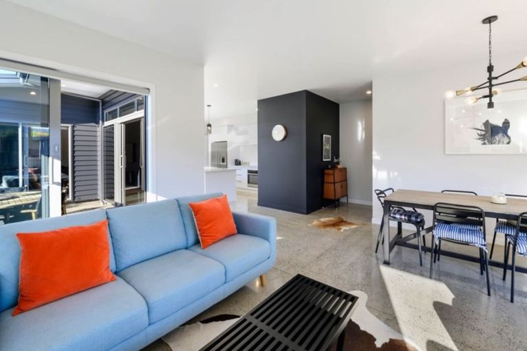 Photo of property in 56 Hamon Place, Pukehangi, Rotorua, 3015