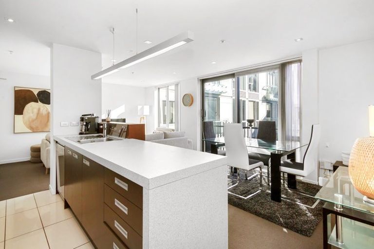 Photo of property in Republic2, 5n/10 Lorne Street, Te Aro, Wellington, 6011
