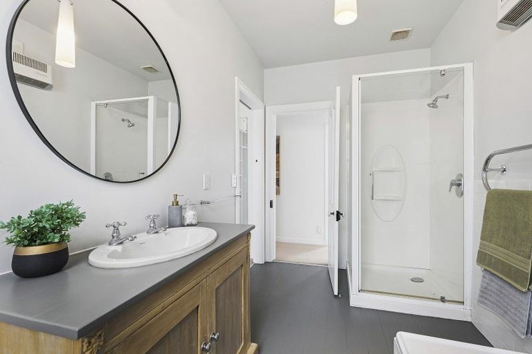 Photo of property in 7 Cottleville Terrace, Thorndon, Wellington, 6011