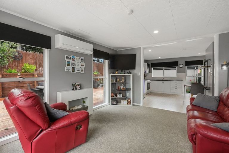 Photo of property in 2/140 Hay Street, Bromley, Christchurch, 8062