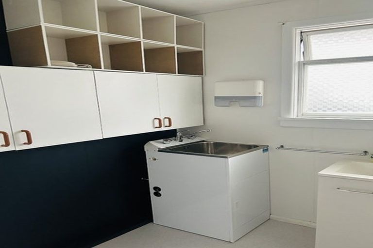 Photo of property in 2/26 Frederick Street, Waltham, Christchurch, 8011