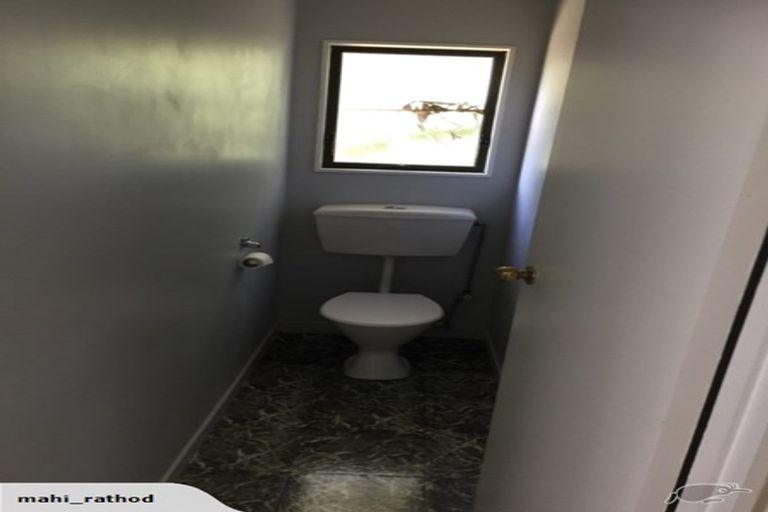 Photo of property in 2/9 Cornwall Road, Mangere, Auckland, 2022